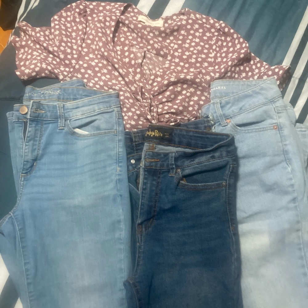 Bundle pants 3 Women’s jeans Size Small + top